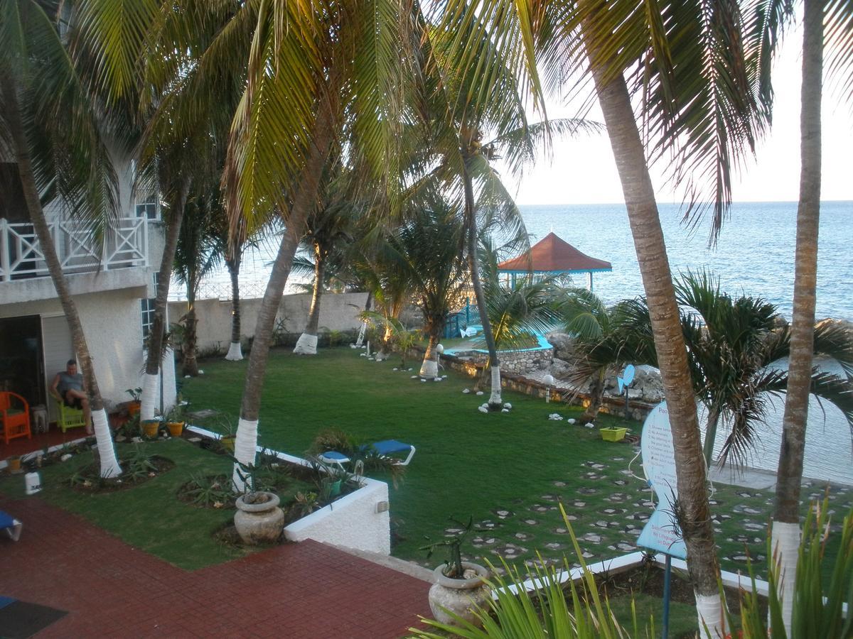 Villa Criss Ocho Rios Exterior foto